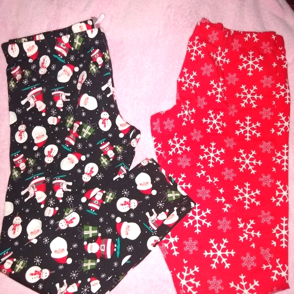 No Boundaries Pants - NWOT 2pr juniors xxl Christmas leggings ( equal large in women's)